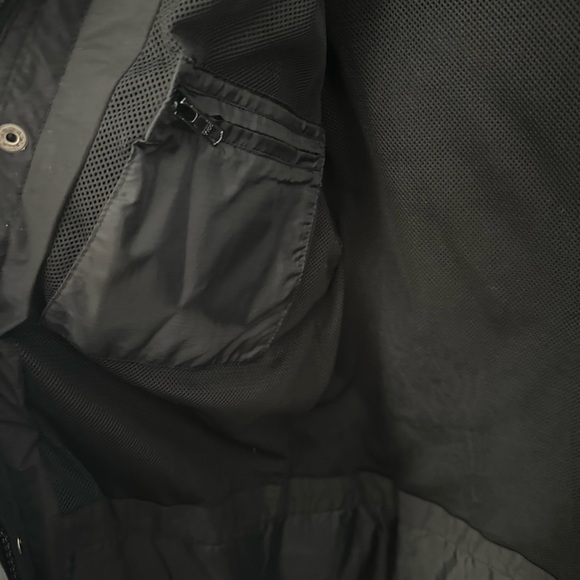 Daniel Cremieux windbreaker jacket, black. Size Medium. - Picture 3 of 5